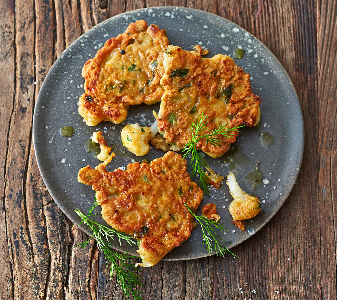 Edjjeh – Palestinian cauliflower fritters