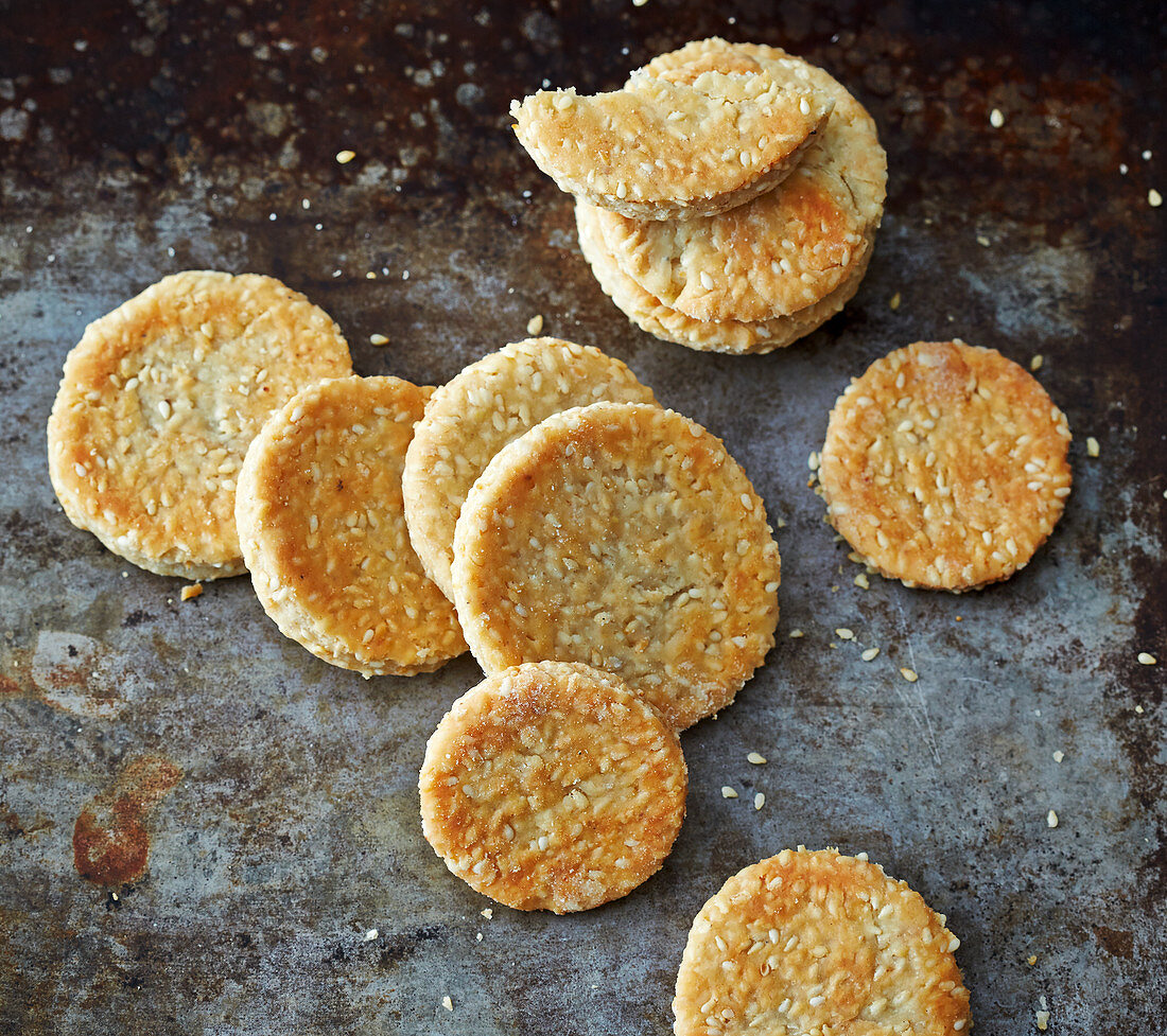 Karakisch – Palestinian sesame seed biscuits