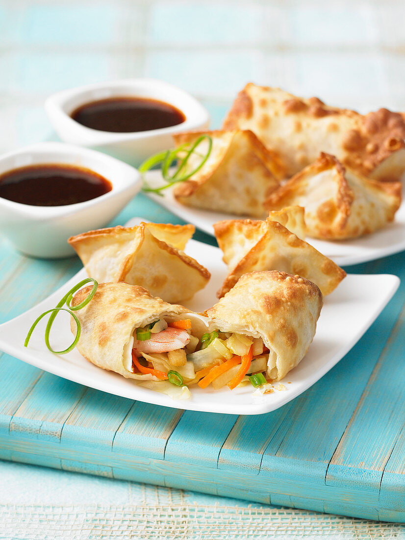 Airfryer eggrolls and crab rangoon (Asia)