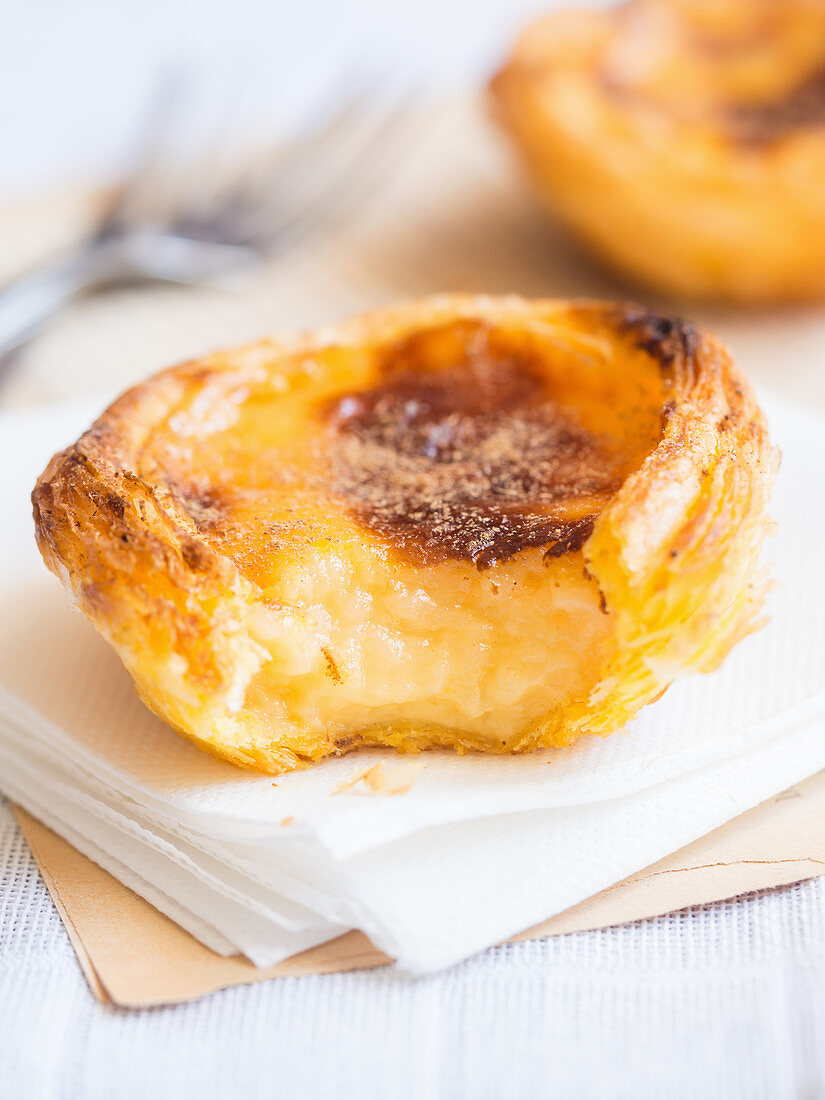 Pastel de nata, traditionla Portuguese tart pastry