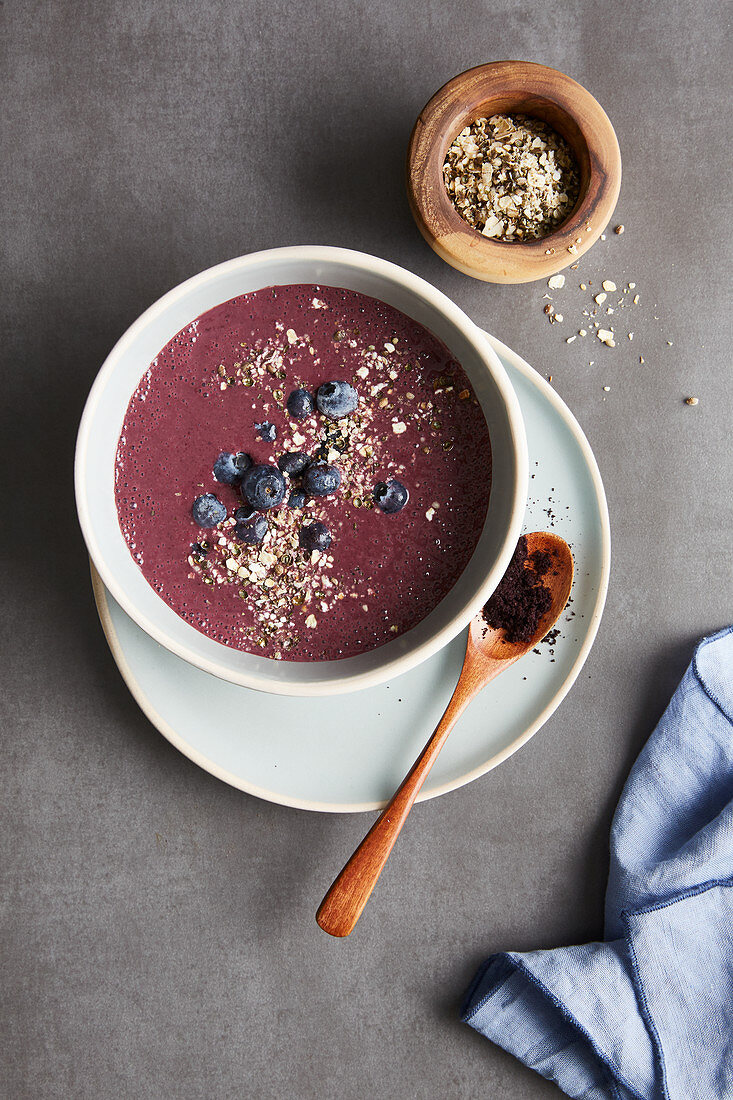 Blueberry and spinach bowl with acai and hemp seeds