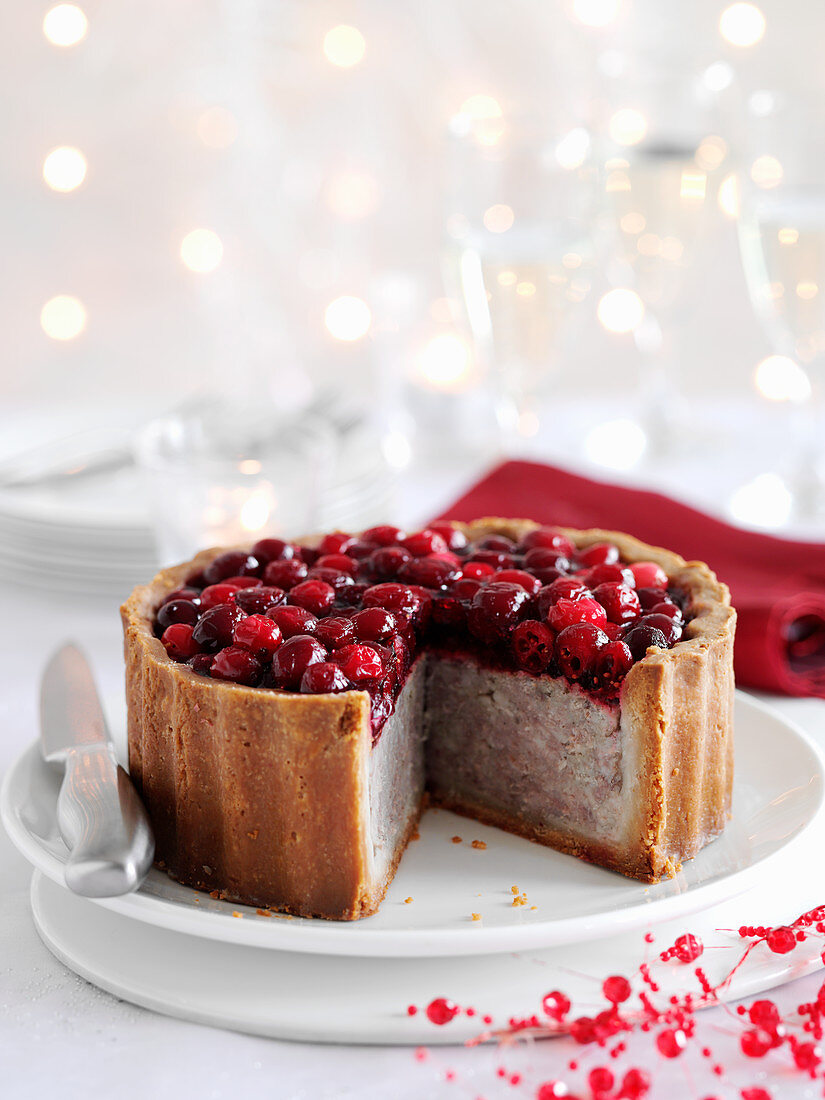 Pork Pie mit Cranberry zu Weihnachten