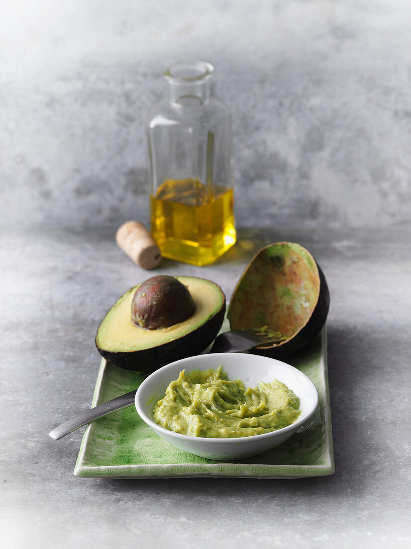 An avocado mask with olive oil