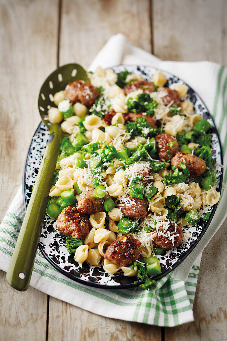 Pasta with sausage meat balls and broccoli