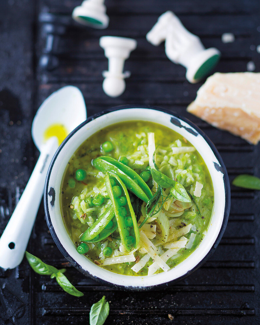 Fennel and pea risotto with parmesan cheese