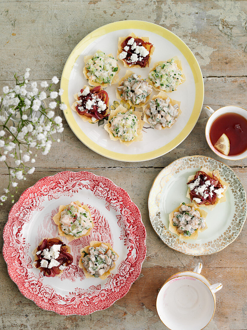 Pikant gefüllte Filoteigkörbchen zur Teatime