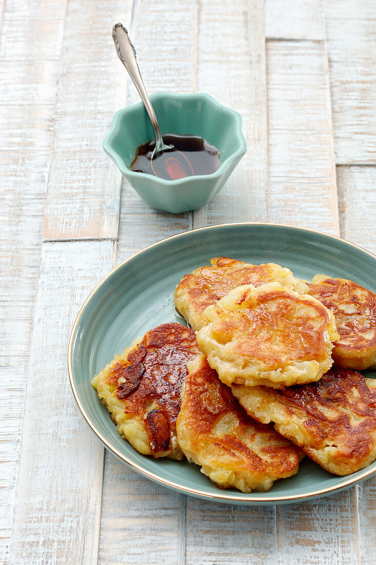 Pancakes with maple syrup