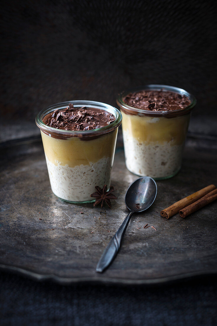 Vegan rice pudding with a Christmassy apple compote and a chocolate crust