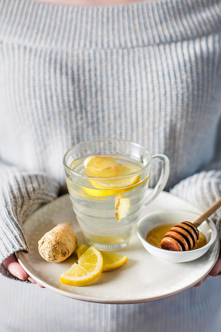 Lemon and ginger tea with honey