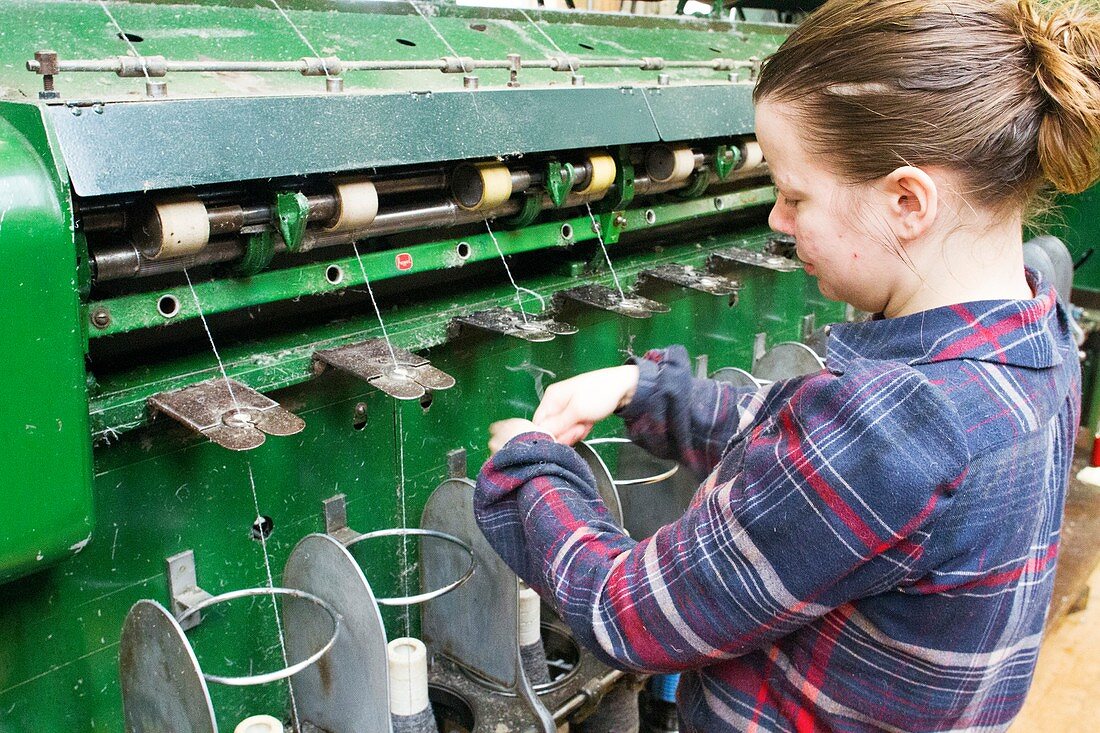 Spinning machine in woollen mill