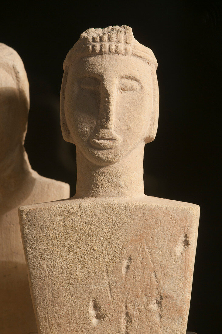 Prehistoric stone figurine, Malta