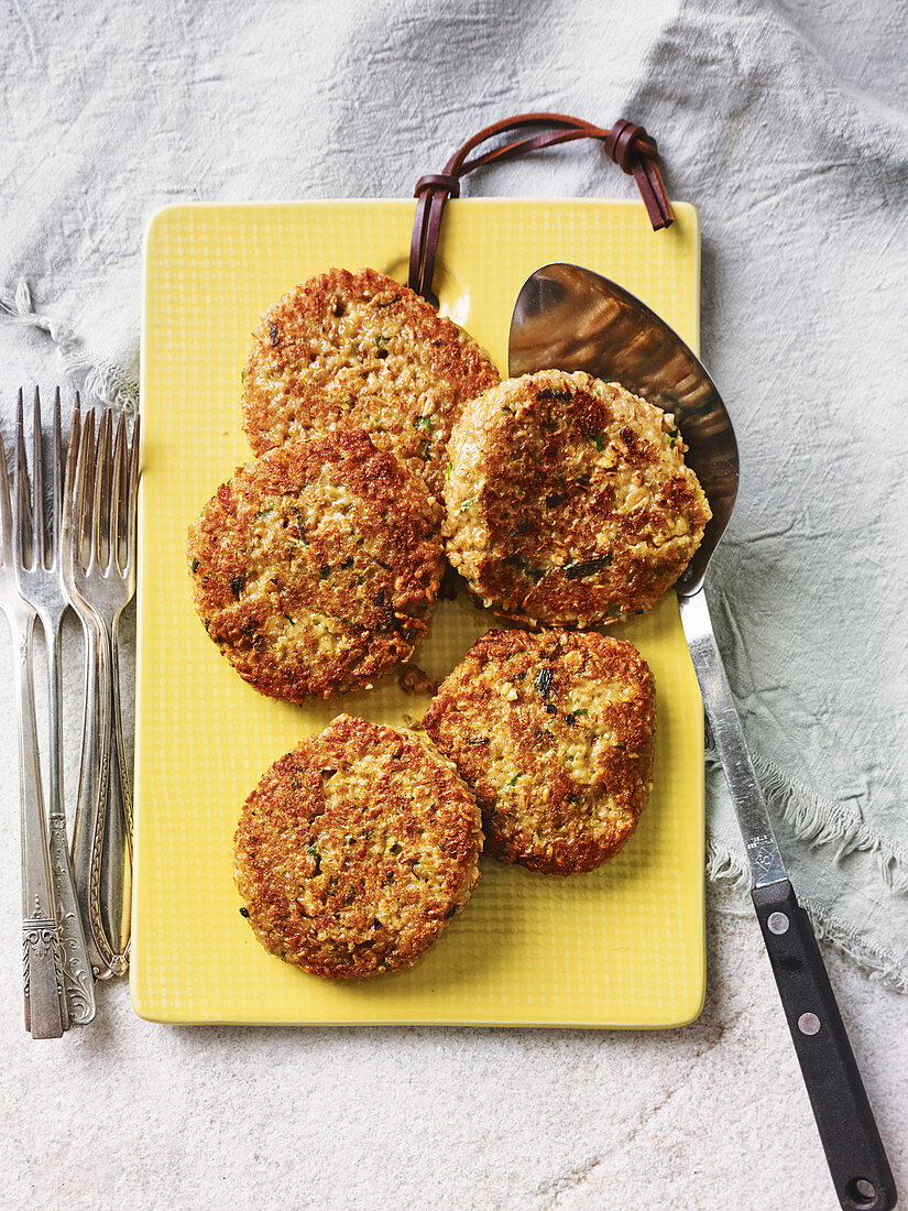 Freekah fritters with fresh chives