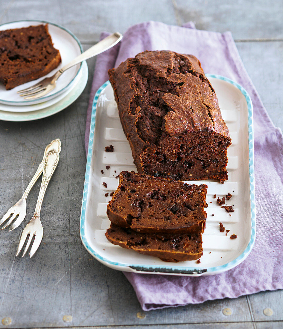 Chocolate and banana cake with yoghurt