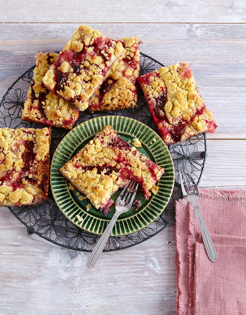 Damson crumble slices with poppyseed shortcrust pastry