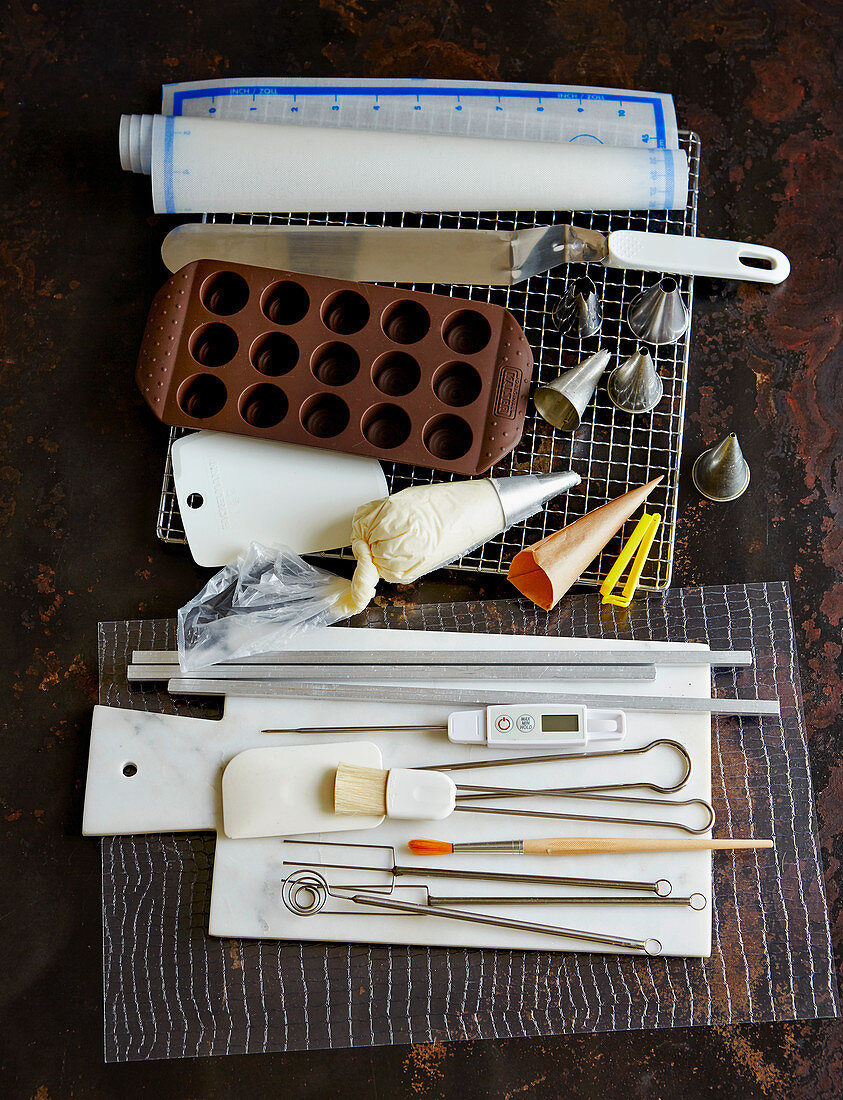 Utensils for making pralines