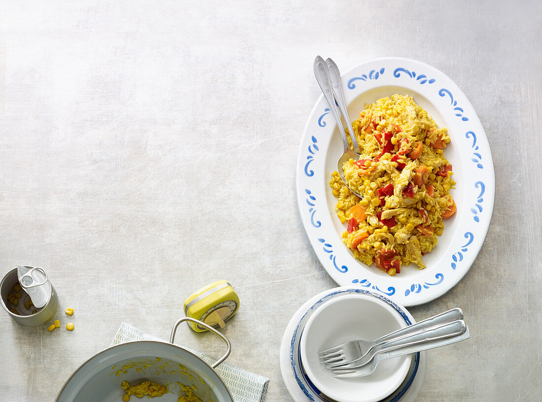 Mango rice with chicken, sweetcorn and pepper
