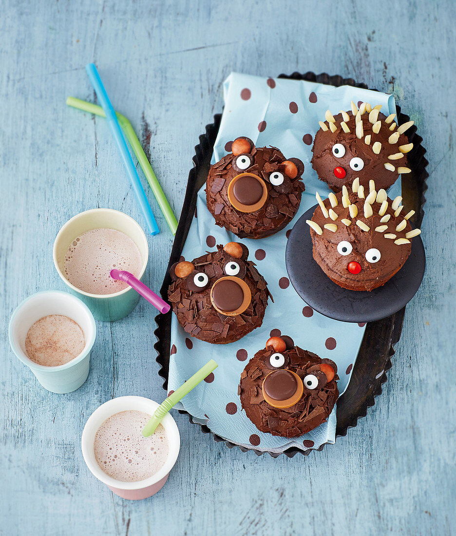 Hedgehog and bear chocolate muffins