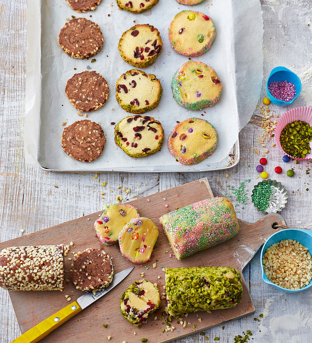 Roll biscuits with chocolate, cranberries and chocolate beans