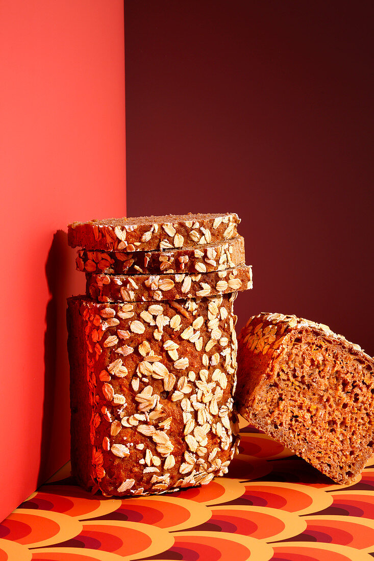 Carrot and spelt bread (trend from the 1970s)