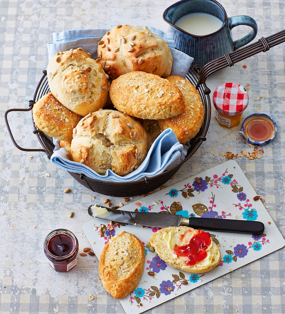 Buttermilk Sunday rolls