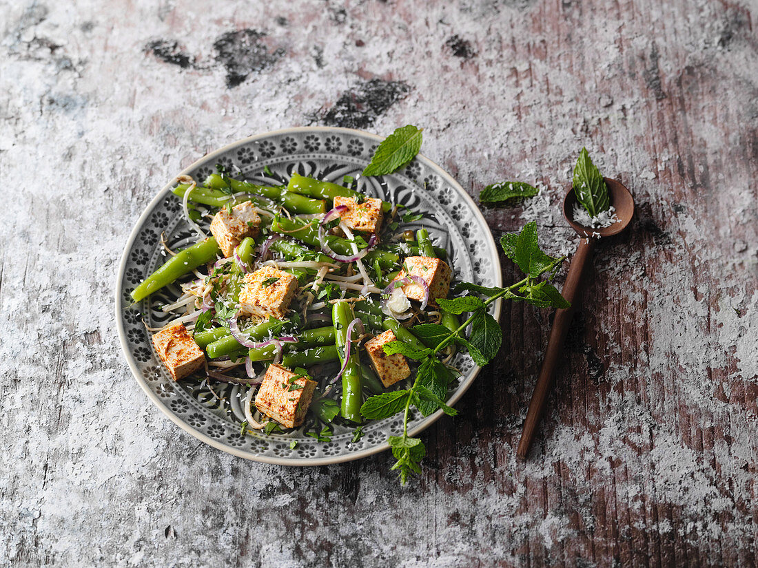 Fried oriental beans and shoots with tofu