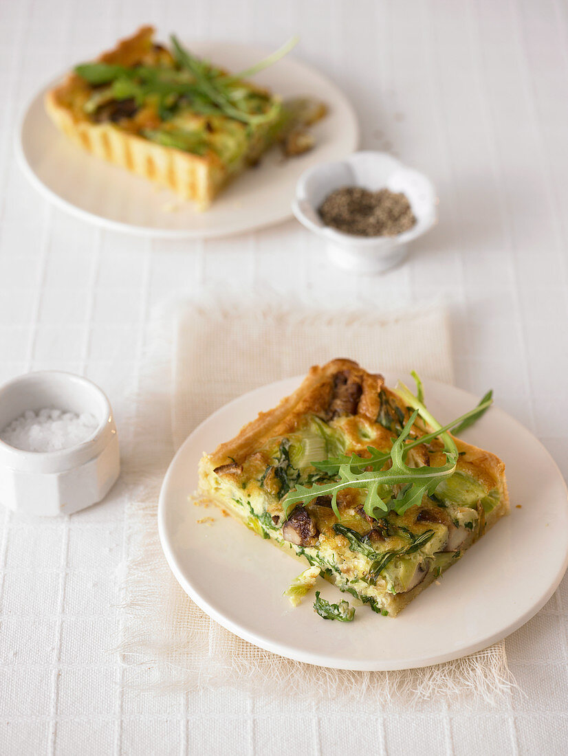 Mushrooms and rocket tart