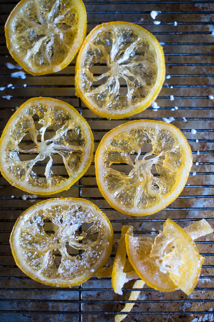 Candied lemon slices