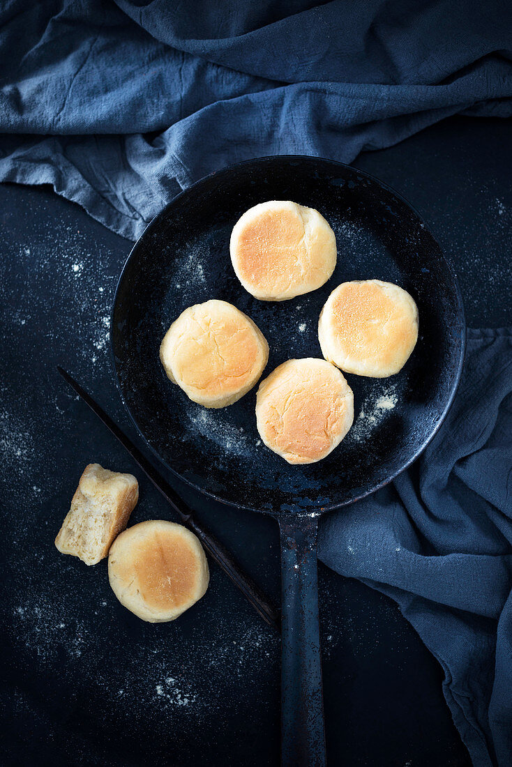 Vegan English muffins (pan-baked yeast dough dusted in cornflour)