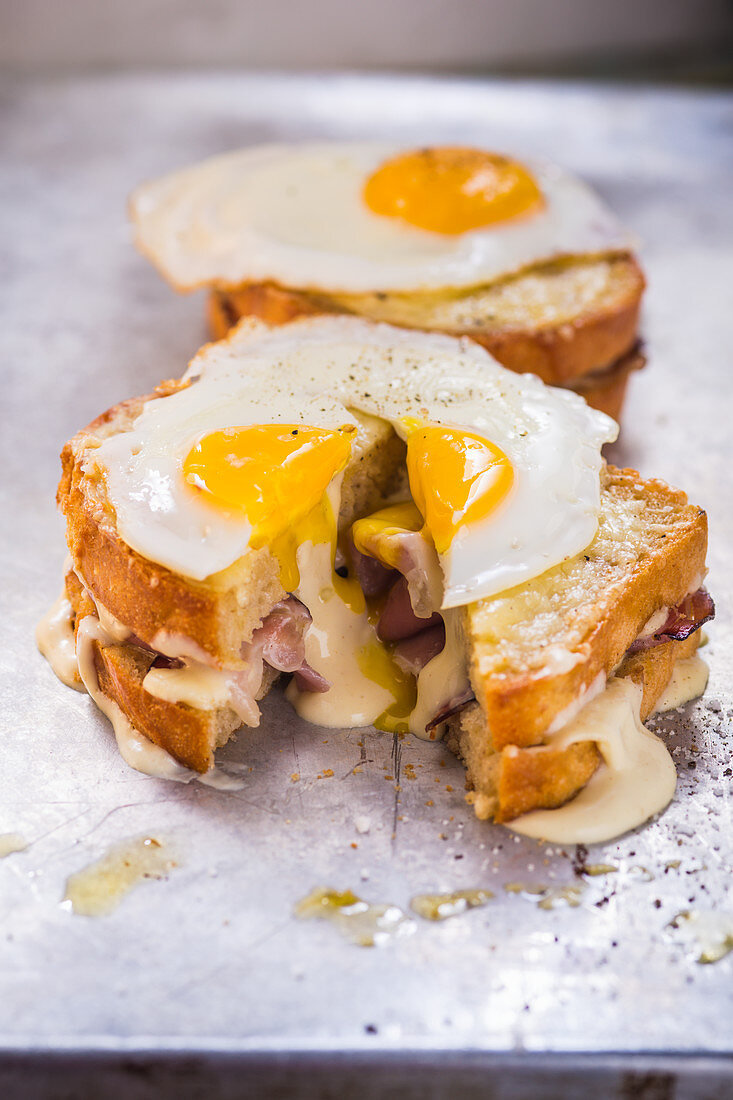 Croque Madame angeschnitten