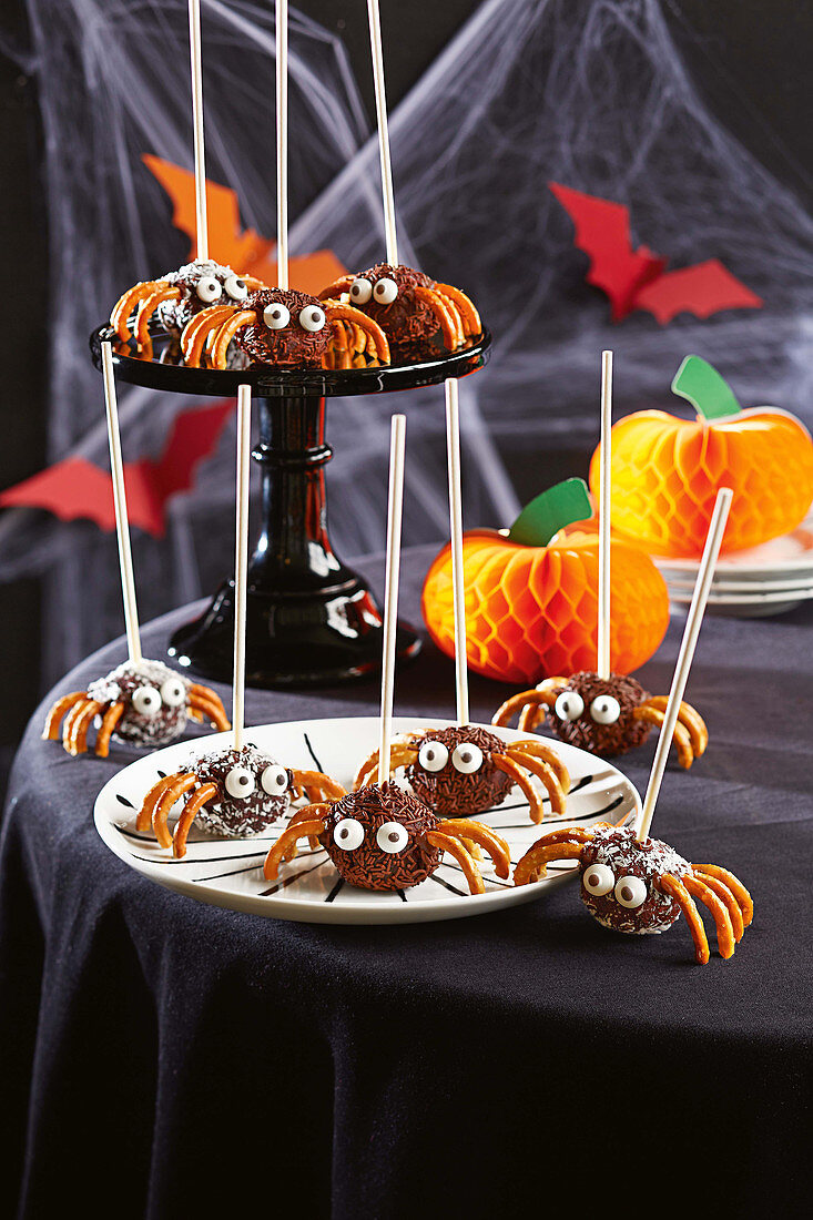 Spinnen Cake Pops zu Halloween