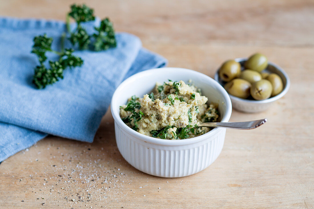 Olive dip with herbs