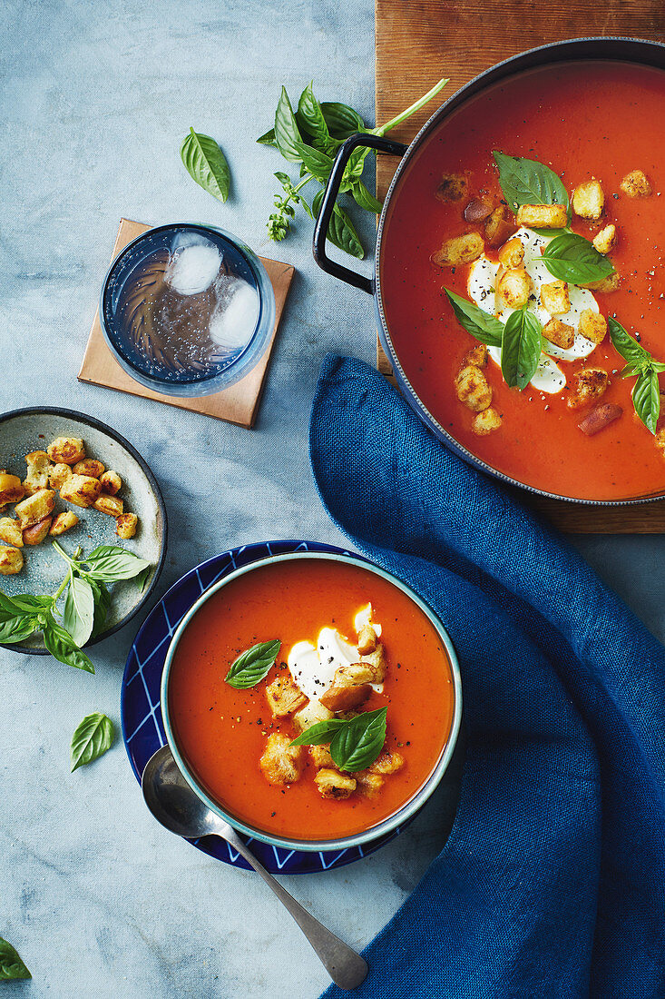 Roast Capsicum and tomato soup with garlic croutons