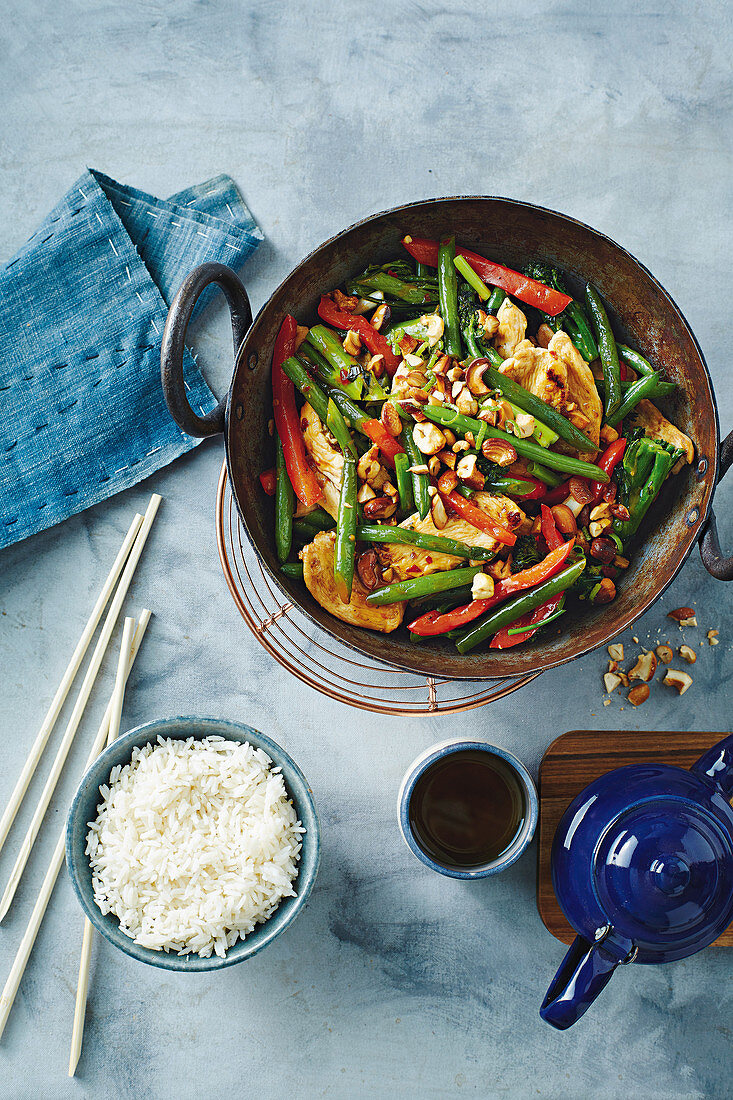 Sweet chilli chicken and lime stir-fry
