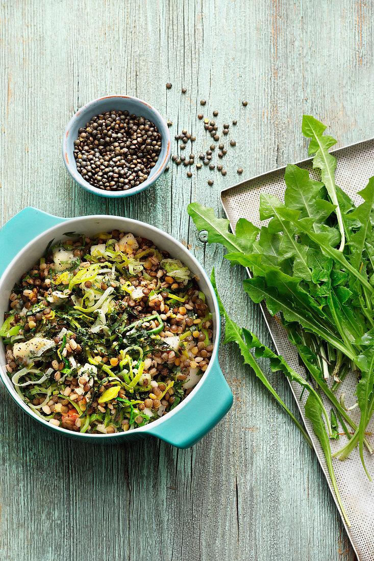 Dandelion one pot with barley and lentils