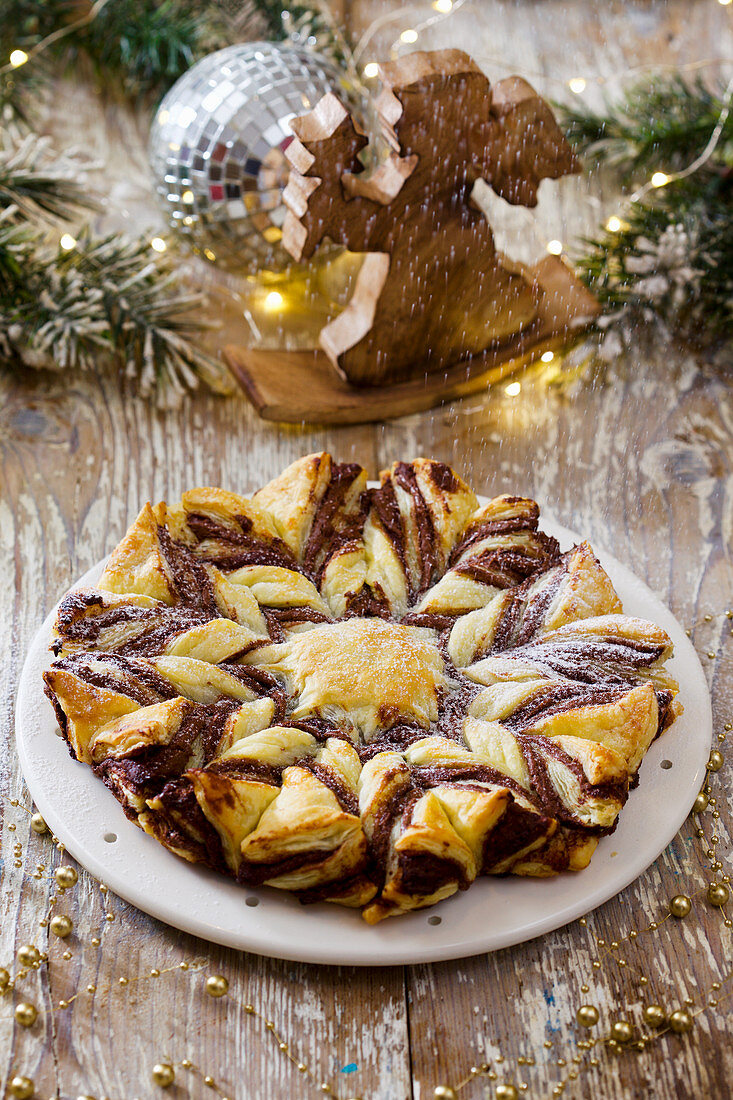 Puff pastry cake with nutella