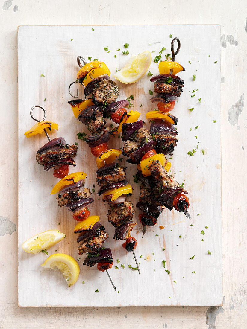 Kebabs mit Paprika und Tomaten