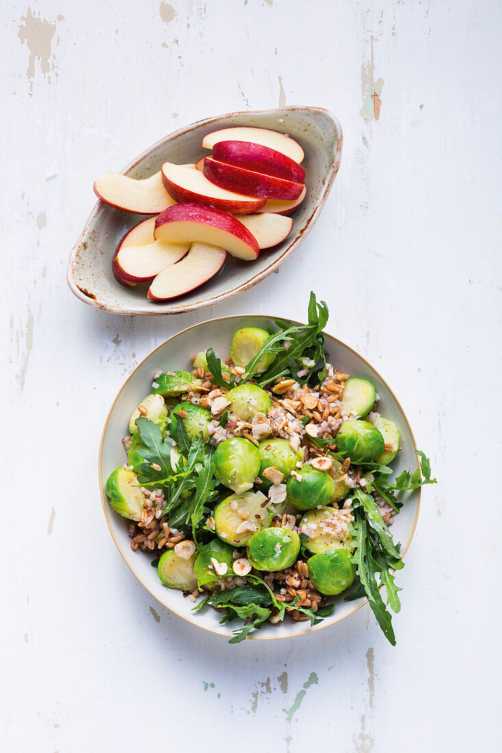 Brussels sprouts and spelt salad with hazelnuts