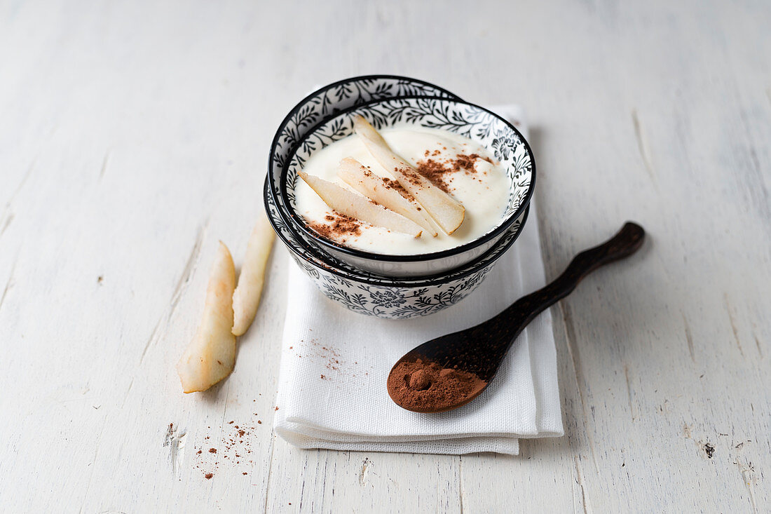 Yoghurt with pear skins and cocoa powder