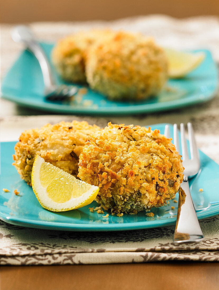 Crab cakes with hearts of palm