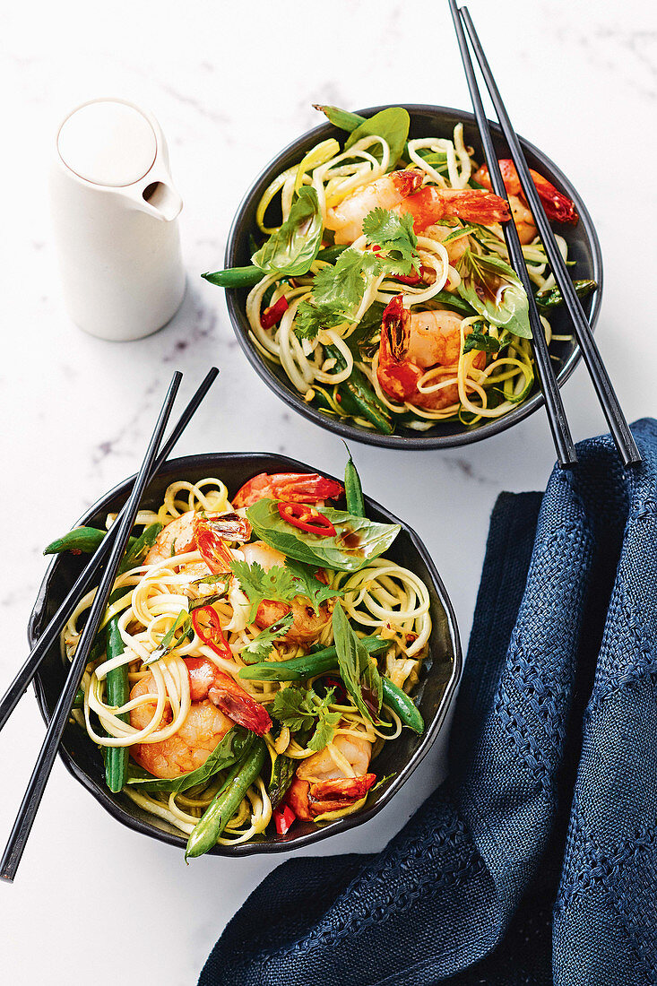 Chilli prawns with Zoodle stir-fry