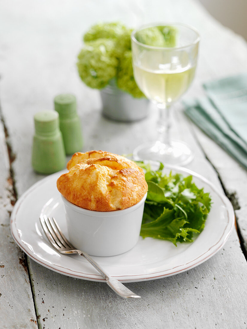 Cheese souffle and lettuce