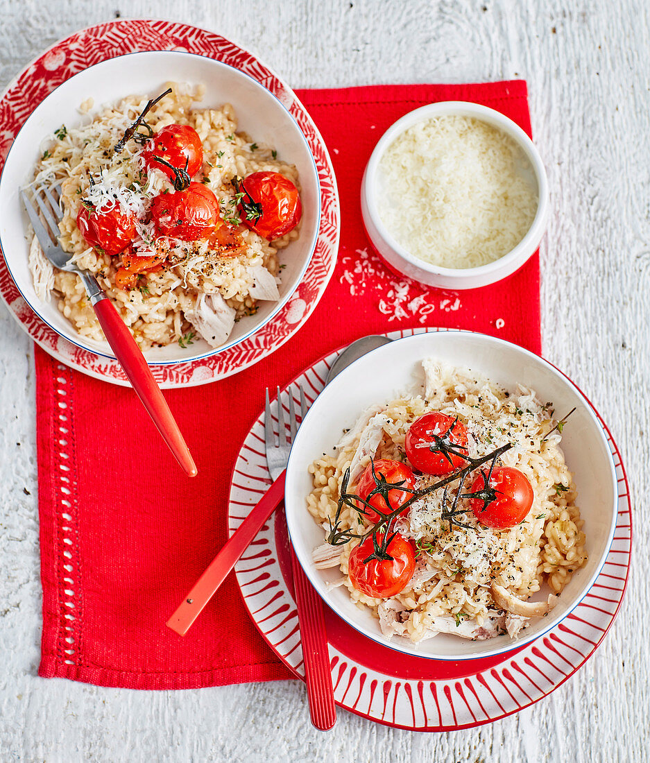 Hähnchenrisotto mit Kirschtomaten und Parmesan