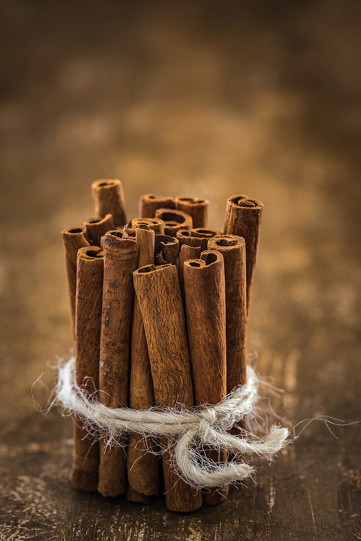 Cinnamon stick tied in a bundle