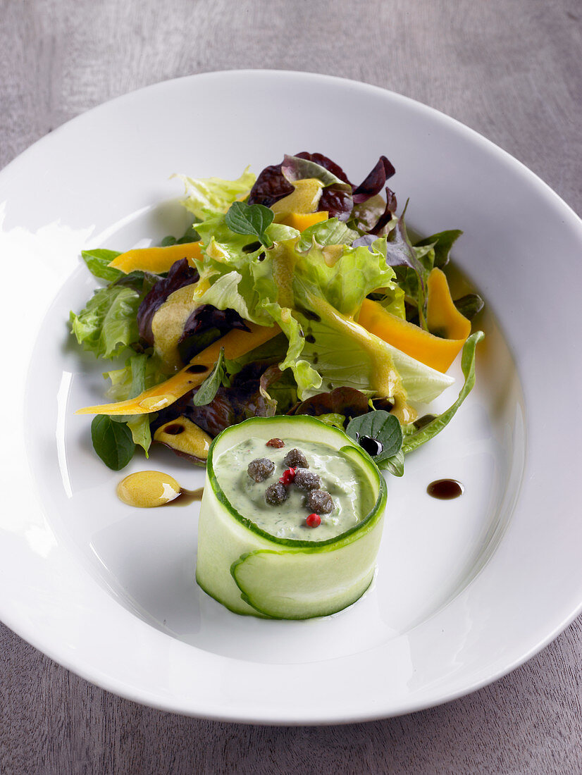 A 'vitamin' salad with herb mousse and capers