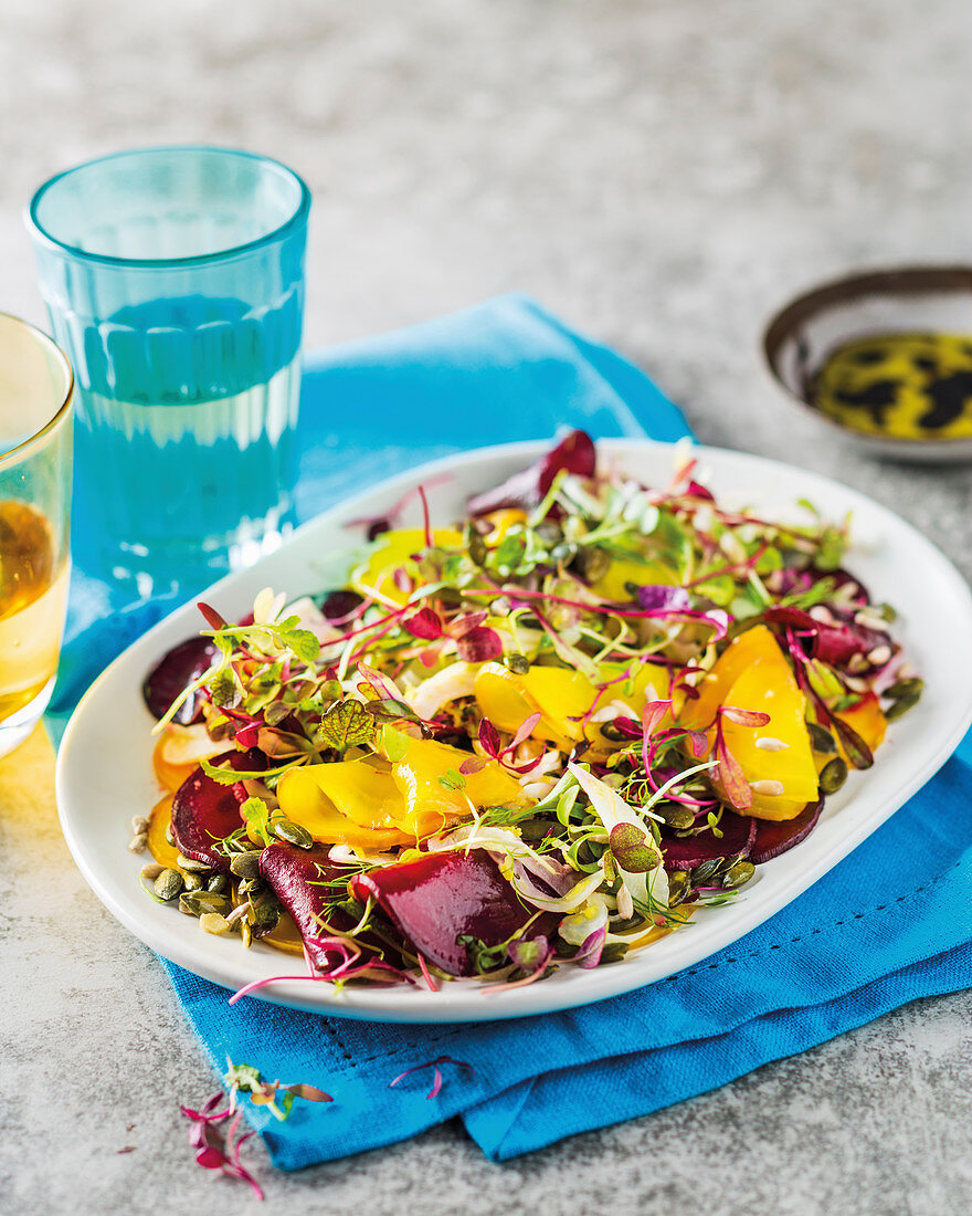 Beetroot salad with yellow beet, fennel and sprouts