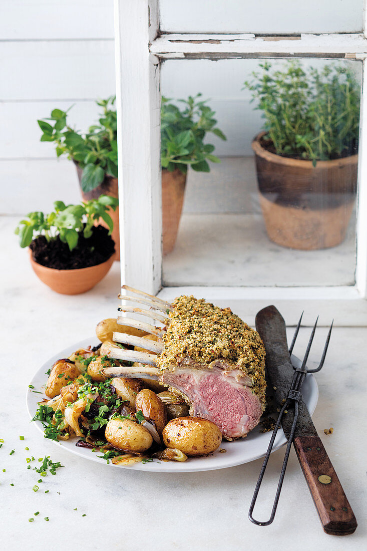 Quinoa and herb-crusted rack of lamb