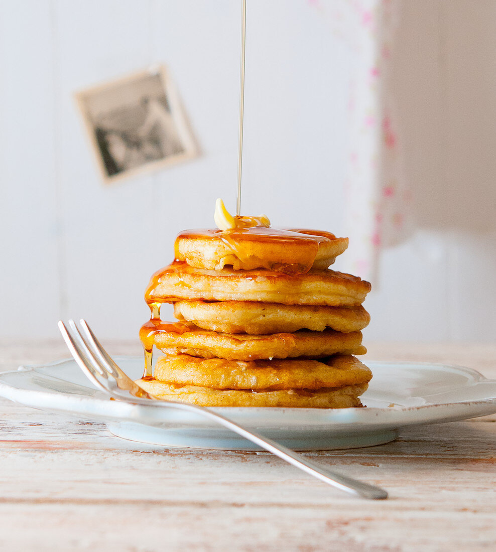 Pancakes with maple syrup and butter