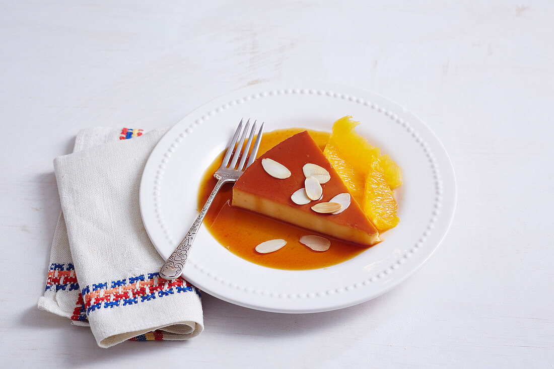 Crème Caramel mit Orangen (Spanien)