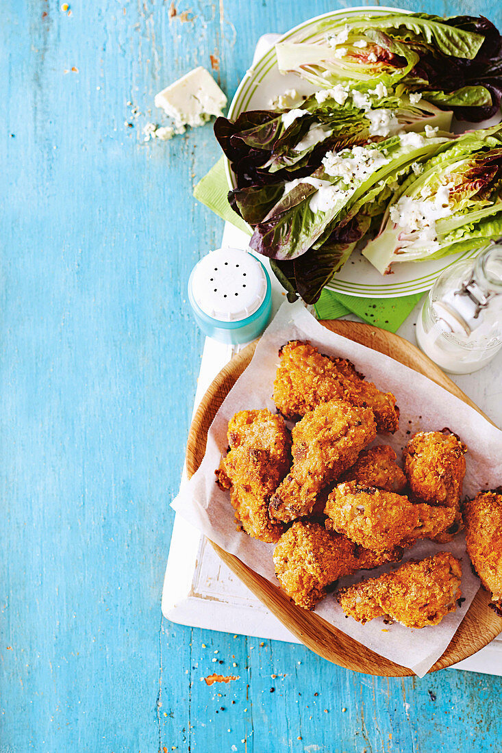 Crunchy buttermilk and rosemary chicken wings