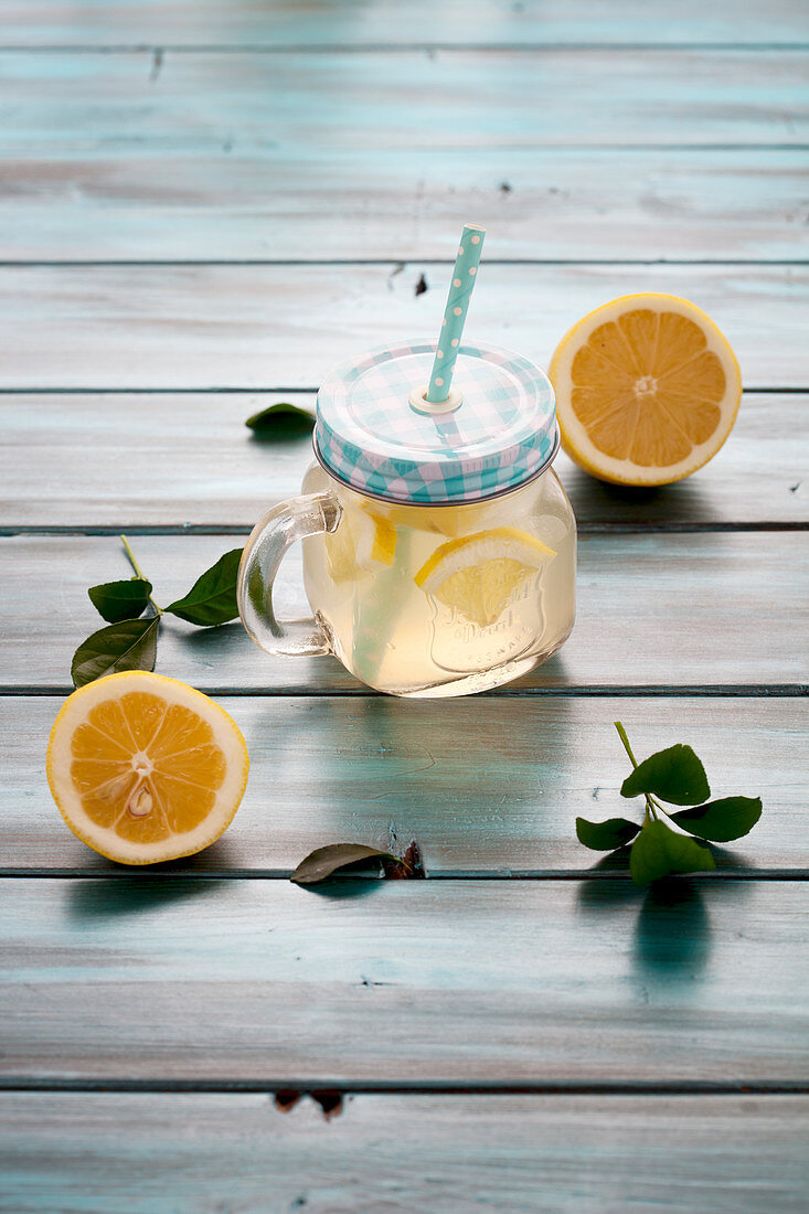 Diet lemonade made with apple vinegar, ginger, lemon and honey